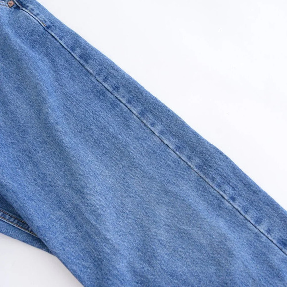 Levis 505 Mid-Wash Straight Leg  Blue Denim Jeans Size 36X30 - Picture 8 of 14